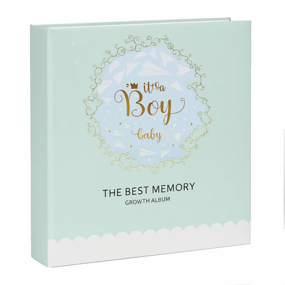 Album fotografico per neonato It's a Boy The Best Memory Growth Album con copertina verde pastello e dettagli dorati su sfondo bianco