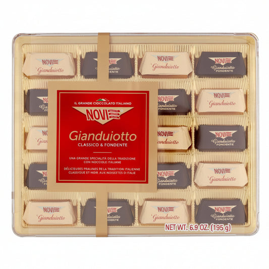Confezione regalo trasparente Novi Gianduiotto Classico & Fondente da 195g con assortimento di gianduiotti incartati su vassoio dorato con etichetta rossa centrale su sfondo bianco