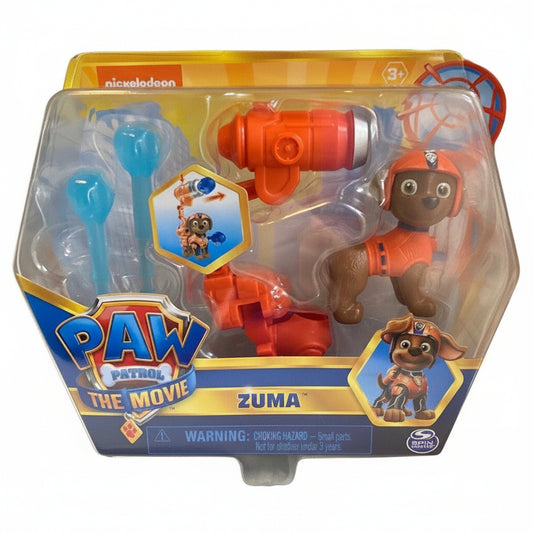 Confezione dell'action figure di Zuma da Paw Patrol The Movie di Spin Master, con la statuetta del cucciolo e i suoi accessori arancioni e blu inseriti nella scatola originale a tema cinematografico