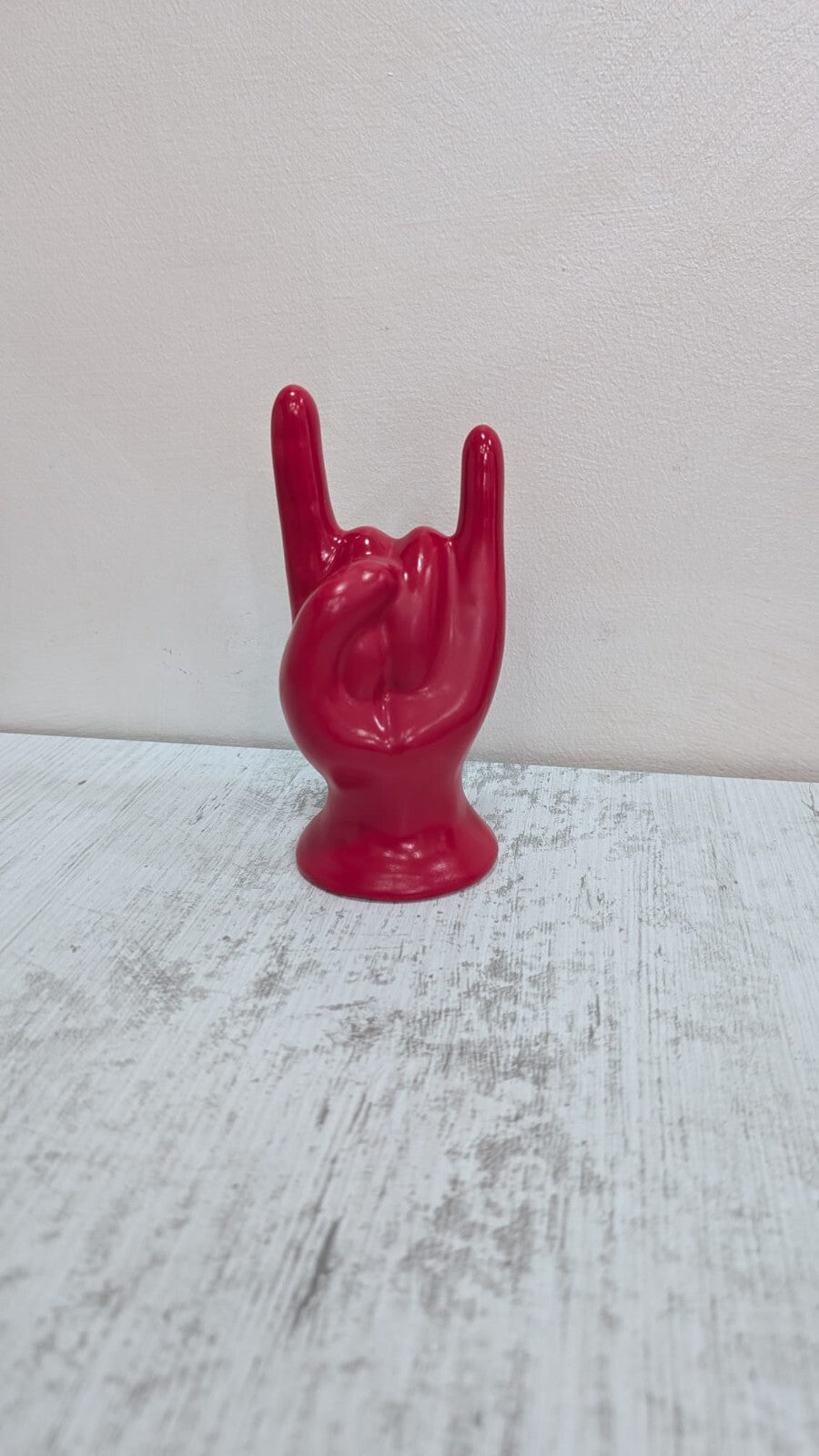 Scultura in Ceramica Rossa a Forma di Mano - Gesto Malocchio Corne