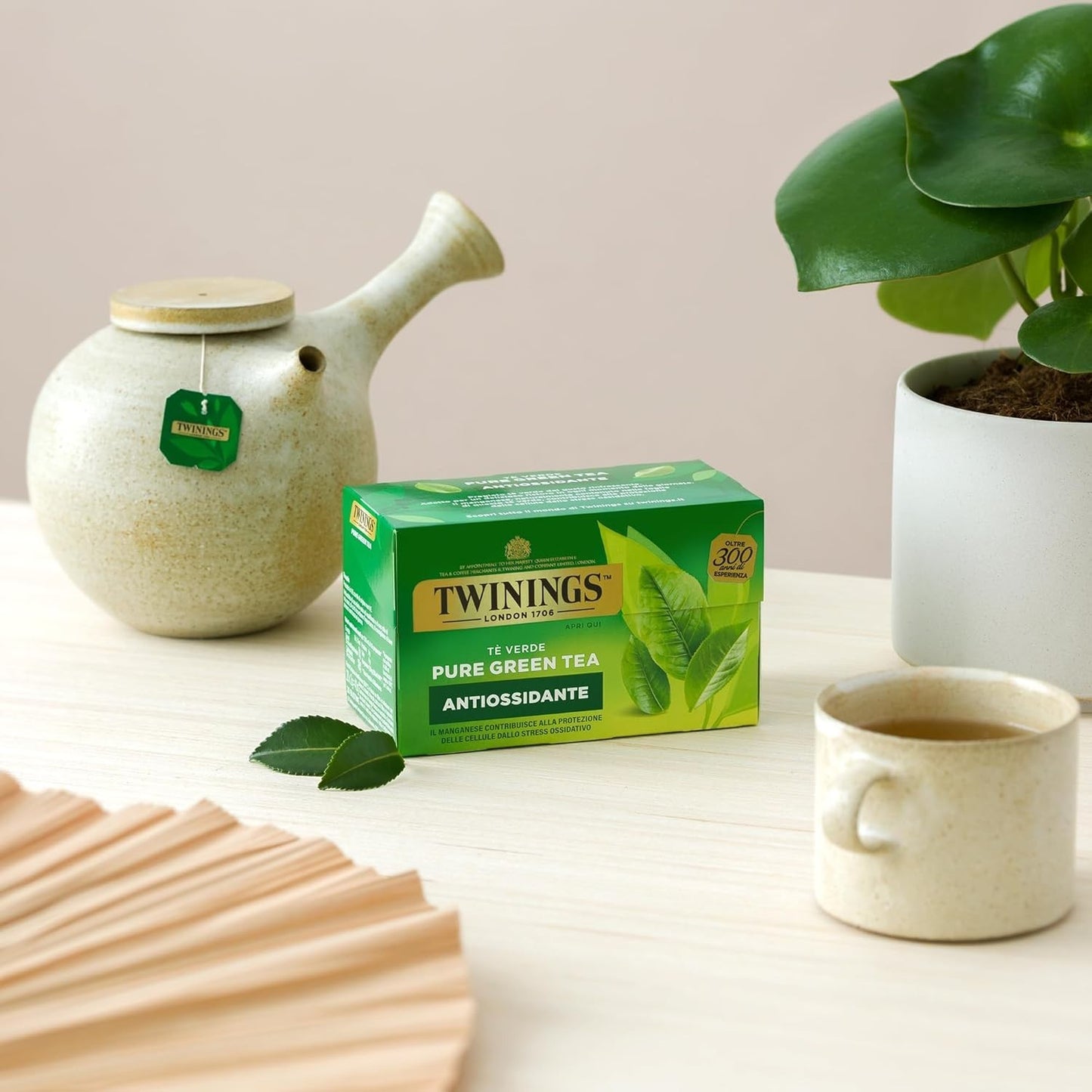 Twinings Tè Verde Pure Green Tea Antiossidante - Confezione da 25 Bustine Sigillate