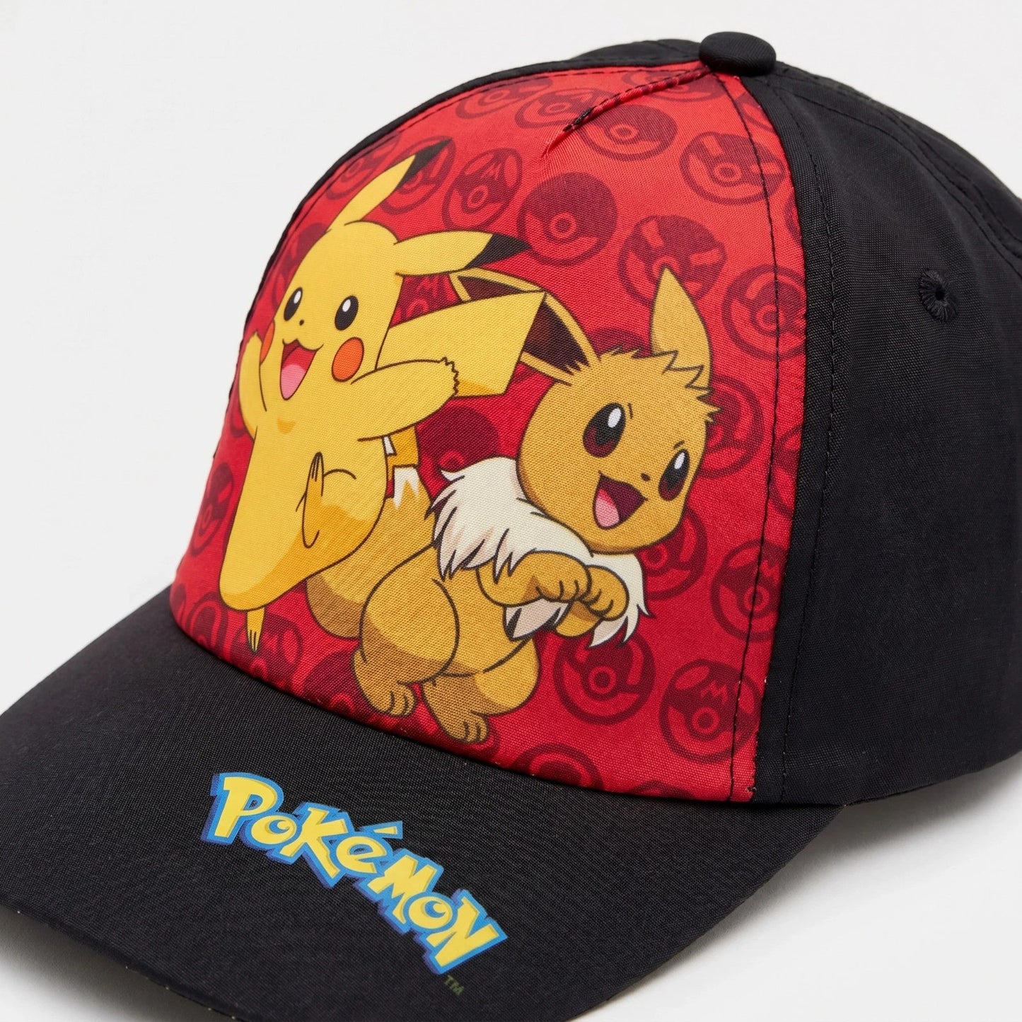 Pokémon - Cappellino 55cm con Visiera Nero e Rosso a Tema Pikachu ed Eevee