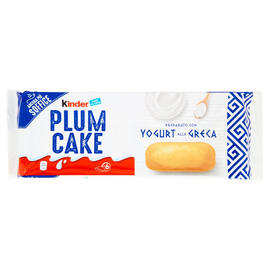 Confezione di Kinder Plumcake preparato con yogurt greco su sfondo neutro