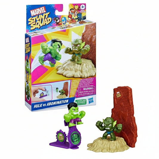Set Marvel Stunt Squad Hulk vs Abomination di Hasbro con le due mini action figure, il lanciatore viola e il muro roccioso da distruggere